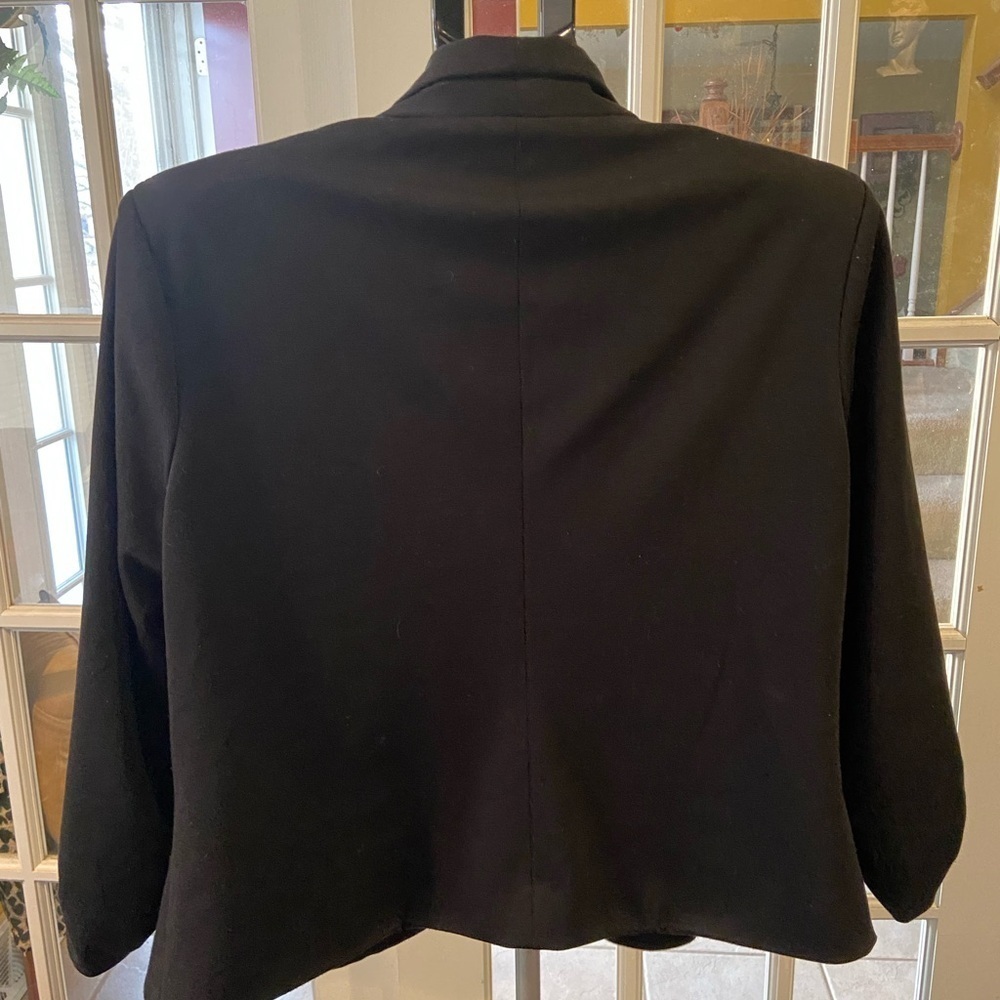 89th and Madison open front 3/4 sleeve black blazer - Picture 2 of 7